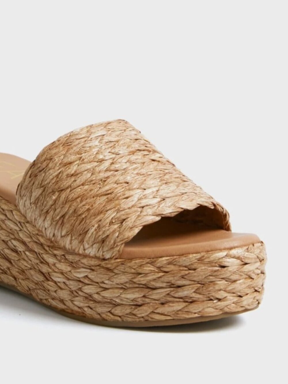 Tuckernuck Woven Raffia Platform Sandals — NIB